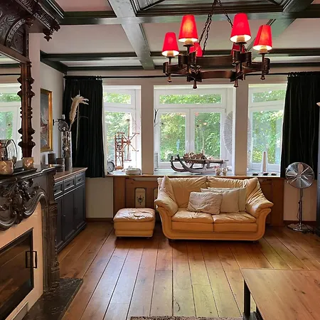 Berghexe Mit Terrasse *