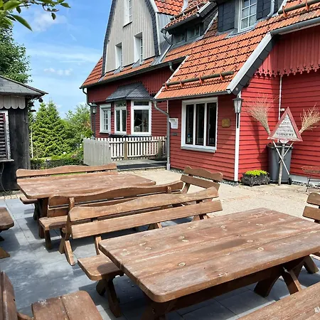 Berghexe Mit Terrasse
